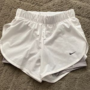 NIKE RUNNING SHORTS